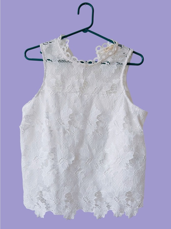 Rebellion Tops - Rebellion White Lace Sleeveless Floral Appliqué Tank size L